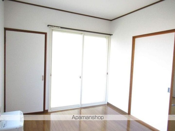 セーレム前九年103の内装