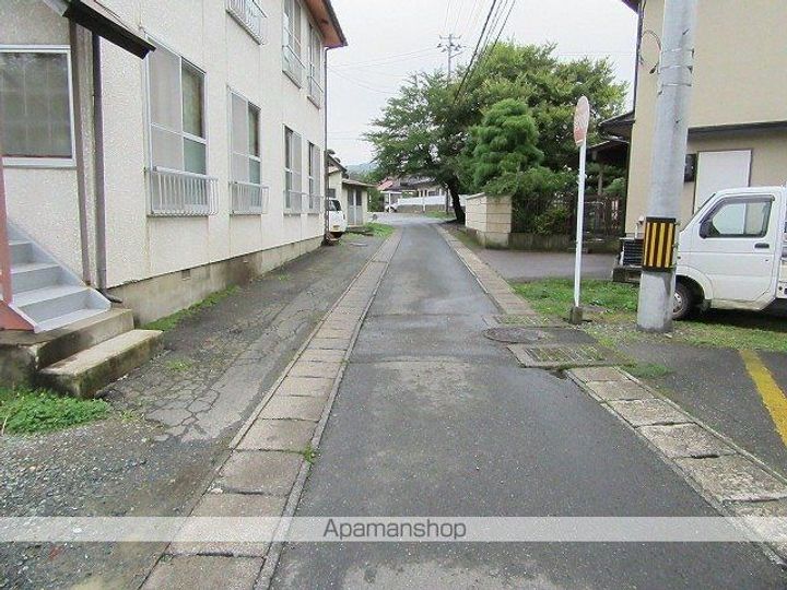 コーポ秀峰Cの周辺