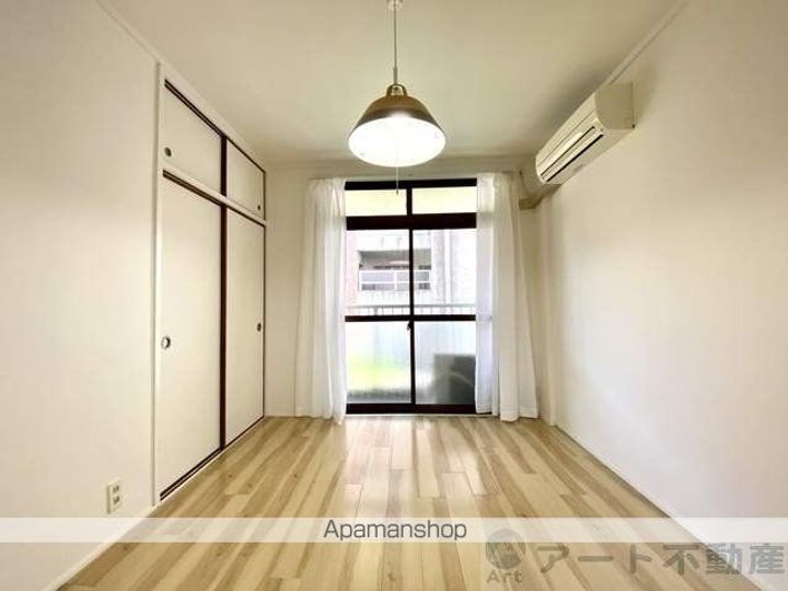 松原ハイツ22の居間