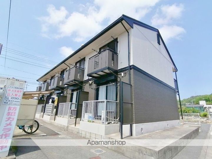 シャレード連島の外観