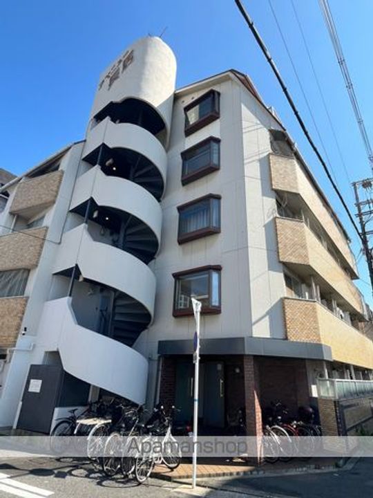 大阪府大阪市住吉区長居4丁目の賃貸マンションの外観