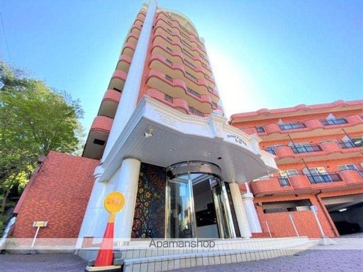 ロイヤルシティ弐番館青柳の外観