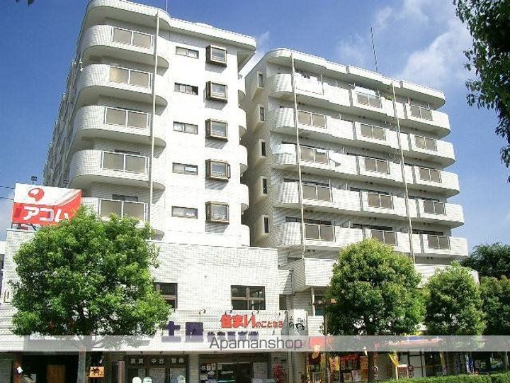 入間市駅前ビルの外観