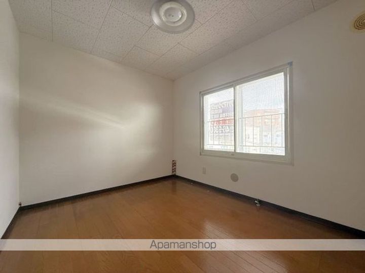 TS86フロムファーストの内装