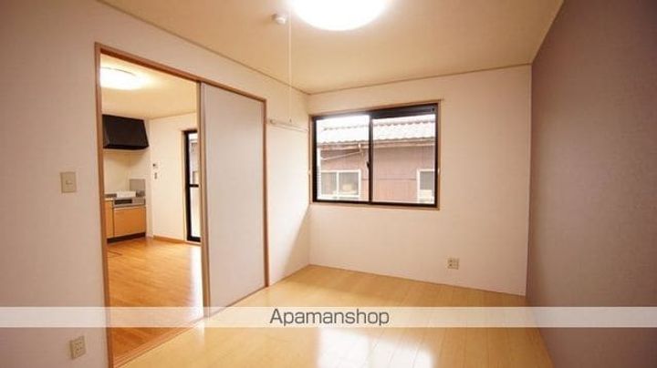 ロイヤルガーデン Aの内装