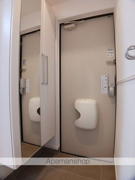 カメリアフォレストの玄関