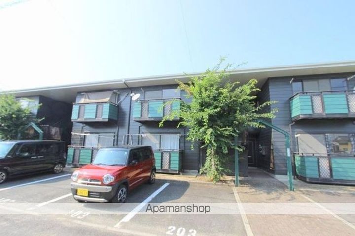 香川県高松市小村町の賃貸アパートの外観