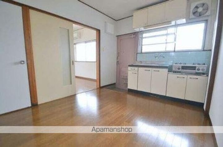 栄太郎マンション302のキッチン