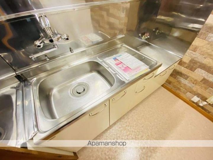 メゾン日果里NO.7202のキッチン