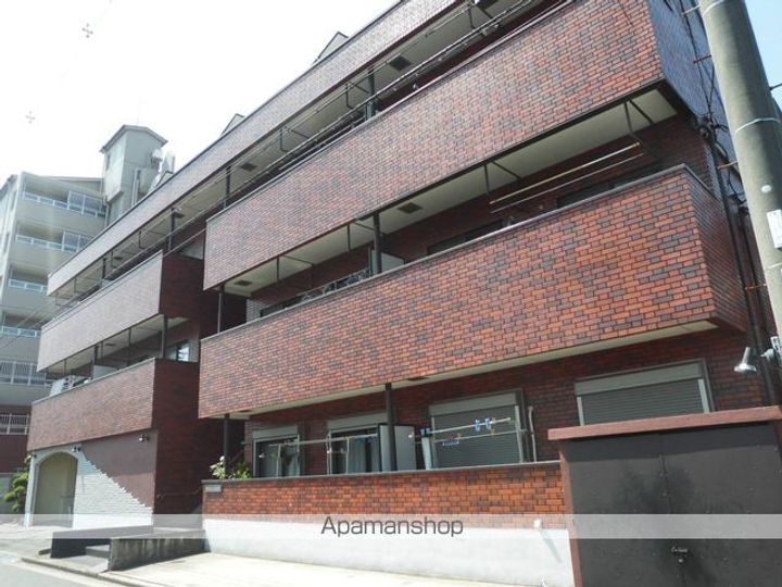 レジデンスカワベの外観