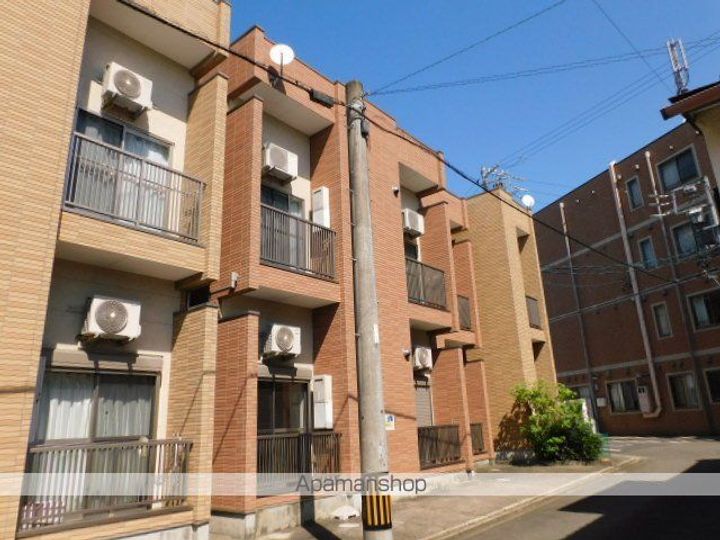 愛知県名古屋市守山区川西1丁目の賃貸アパートの外観