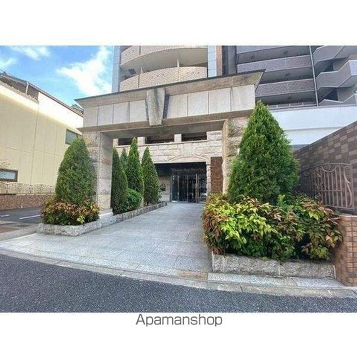 愛知県名古屋市東区泉1丁目の賃貸マンション1101の外観