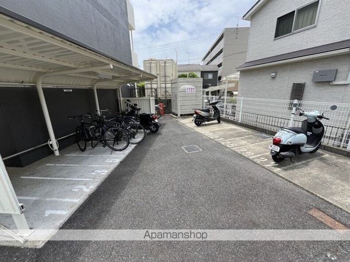 滋賀県草津市野路東4丁目の賃貸マンションの内装