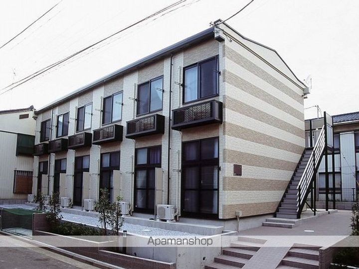 レオパレスエルムの外観