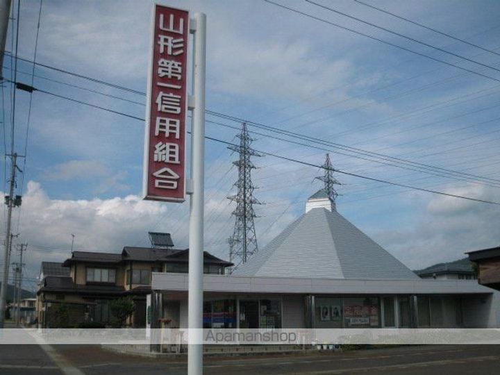 ツインズ桜田Bの周辺