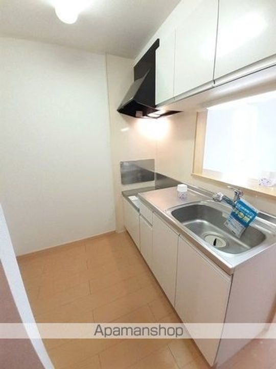東京都西多摩郡日の出町大字平井の賃貸アパートのキッチン