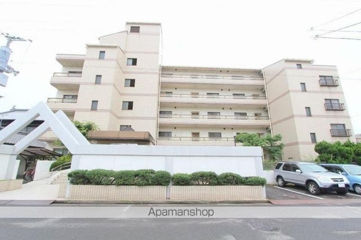 香川県高松市松縄町の賃貸マンションの外観