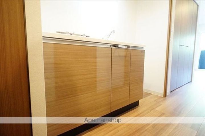 愛知県名古屋市東区葵3丁目の賃貸マンションのキッチン