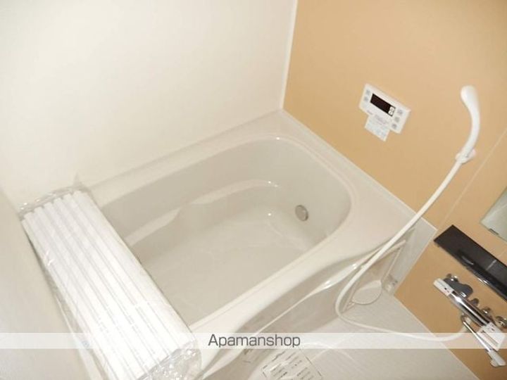 ウィングコート徳川2Aの風呂