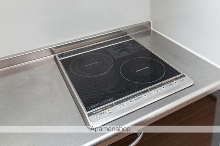 プレシャスタイム亀井町502の内装