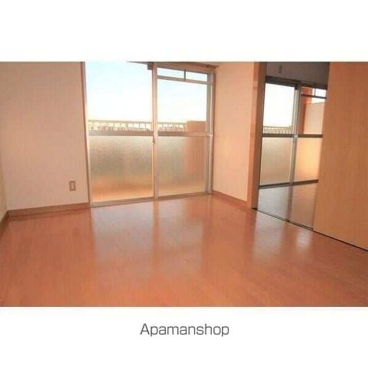 オオタかなれ川ハイツの内装