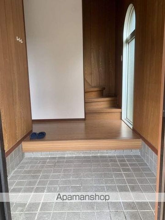 香川県丸亀市郡家町(一戸建)の賃貸物件戸建ての玄関