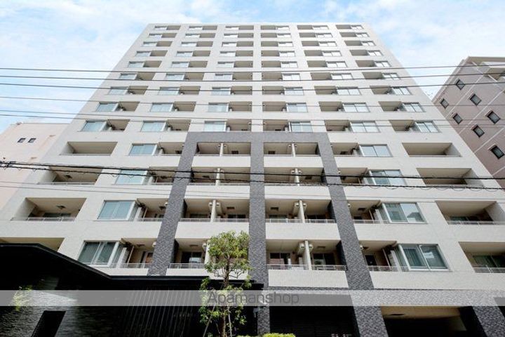 メゾンカルム本郷の外観