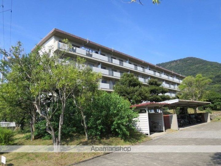 ヴィラナリー屋島4号棟303の外観