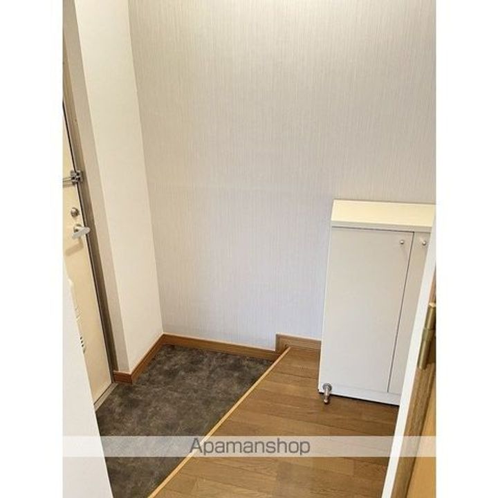 パークサイドふじ207の玄関