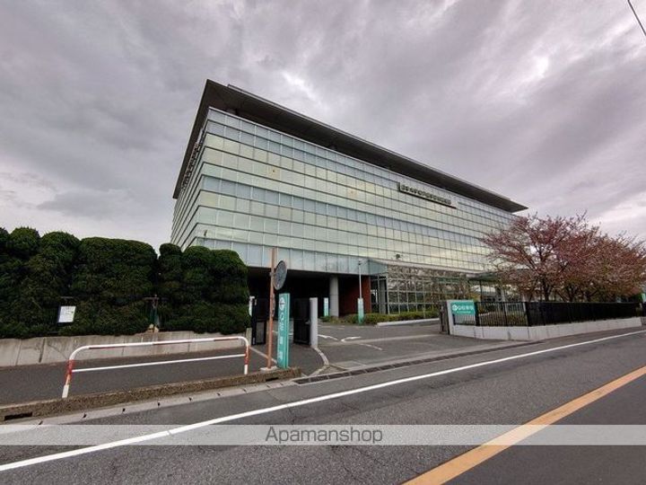 レオパレスミュートス テセラの周辺
