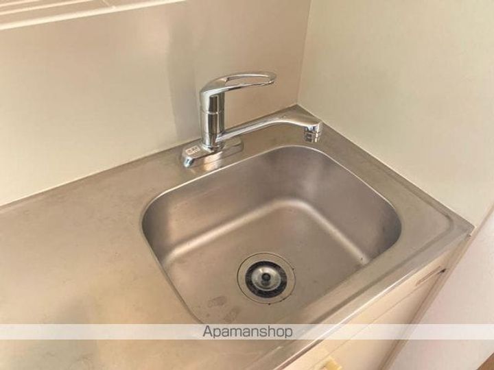 香川県高松市由良町の賃貸アパートの内装