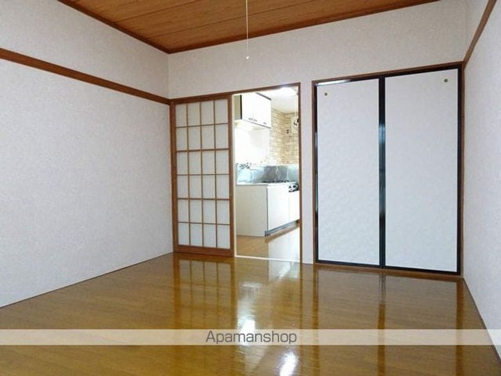 フレンズ銀杏の居間