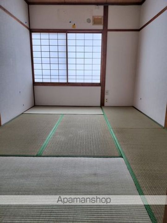 コーポ中村の居間
