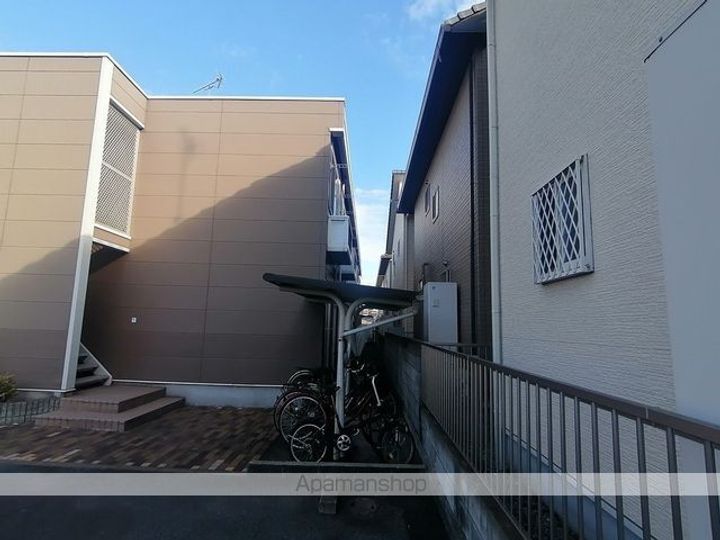 レオパレスWINDWARDの外観