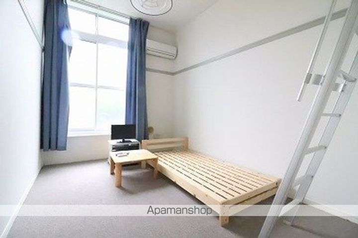 レオパレスカーサホープ2号館の居間