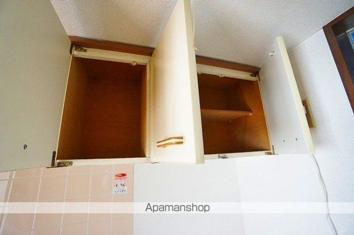 ウォールデン御門台A101の内装