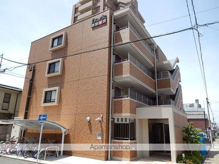 セレスティアル大曽根の外観