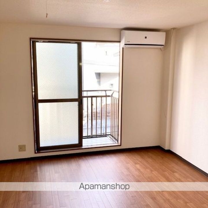 パラッツォ本宮205の居間