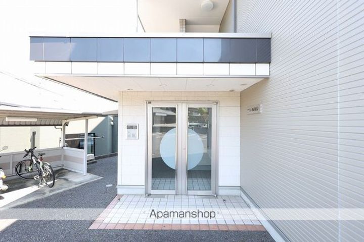 マリン半田板山103の外観