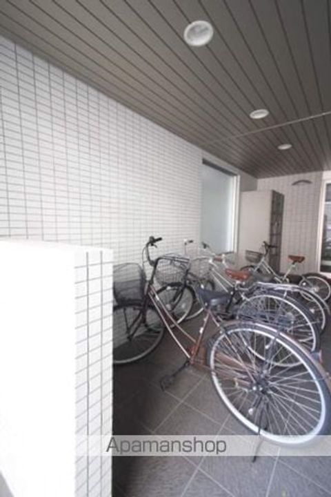 岡山県岡山市北区春日町の賃貸マンションの外観