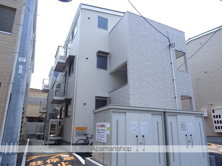 クレアフォーチュン連坊駅前の外観