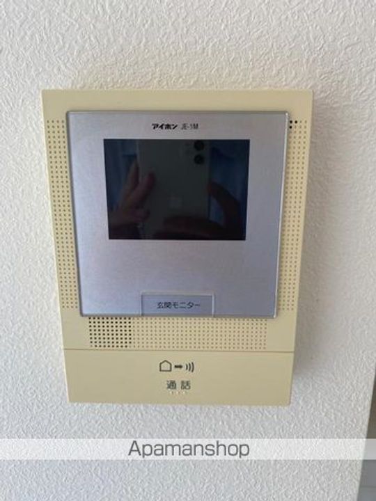 香川県高松市国分寺町新居の賃貸アパートの内装