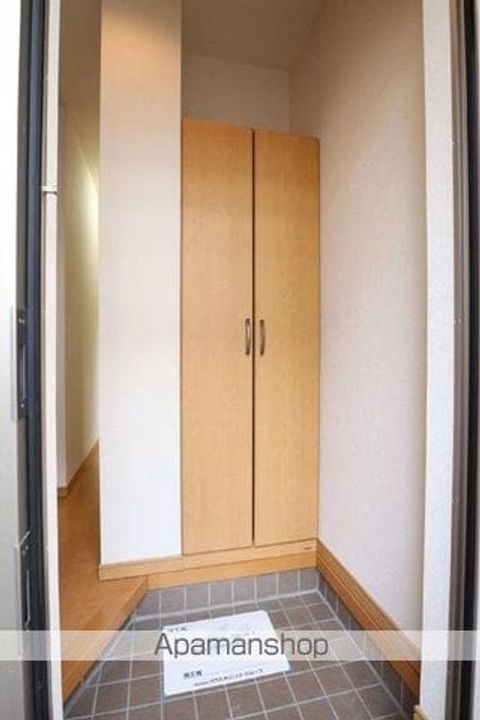 ウィステリア砧の玄関