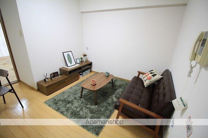 ホポロ東万代の内装