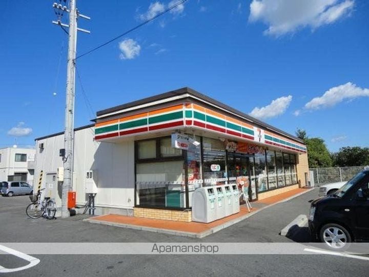 カーサ・グラシアの周辺