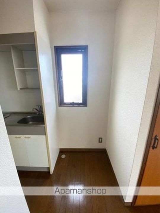 香川県高松市扇町3丁目の賃貸マンションの内装