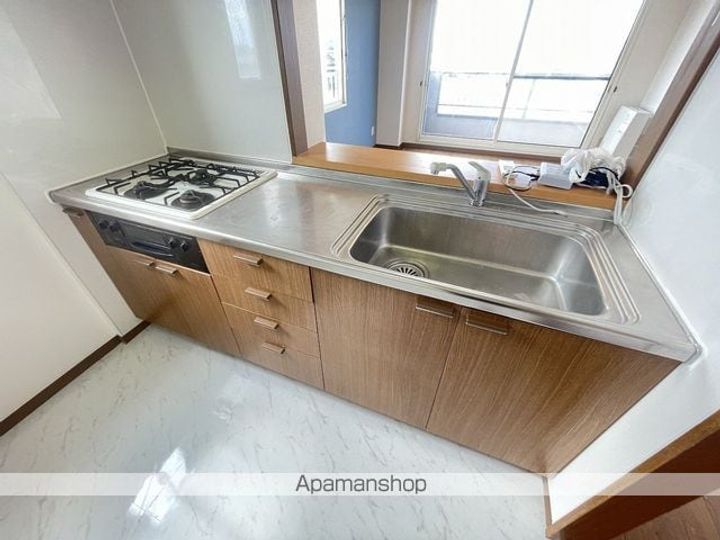 ロイヤルシティ弐番館富岡405のキッチン