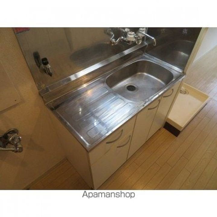 東京都練馬区石神井台7丁目の賃貸マンションのキッチン