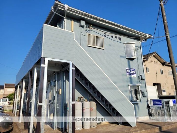 コーポ千鶴の外観