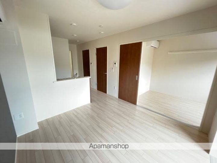 東京都八王子市左入町の賃貸アパートの内装